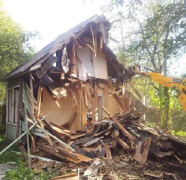 Демонтаж с выносом за пределы участка Гомель